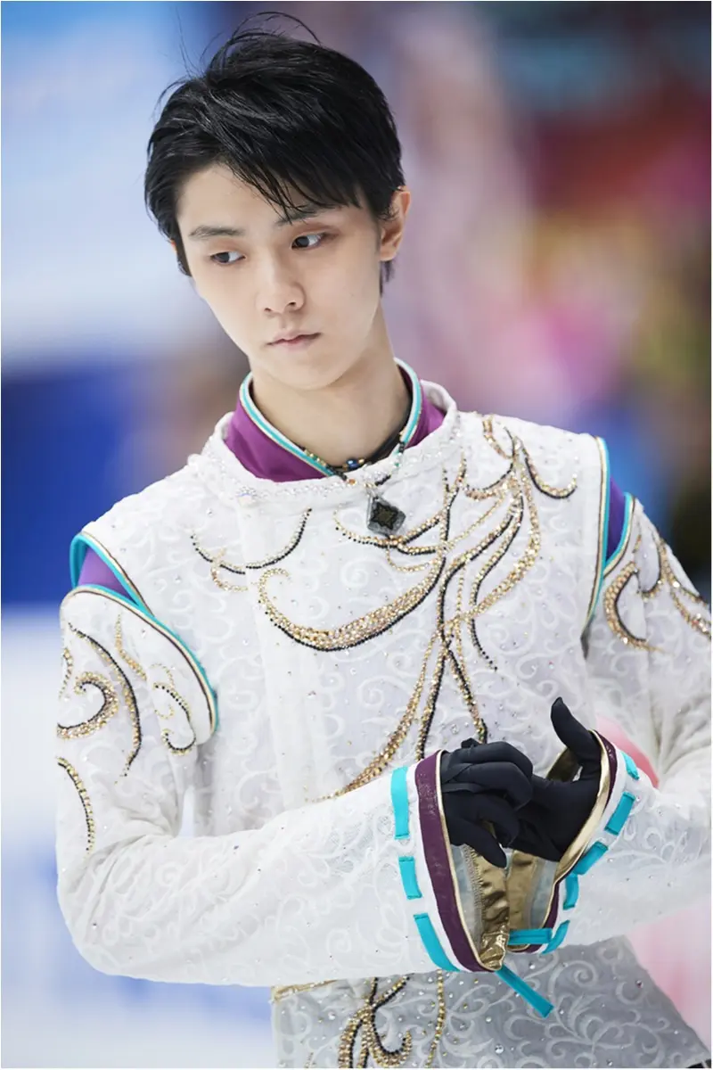グランプリ(GP)シリーズ初戦のロシア杯は2位。それでも、羽生結弦選手が「足がグタグタになるまで滑る幸福を感じた」理由とは!?_1