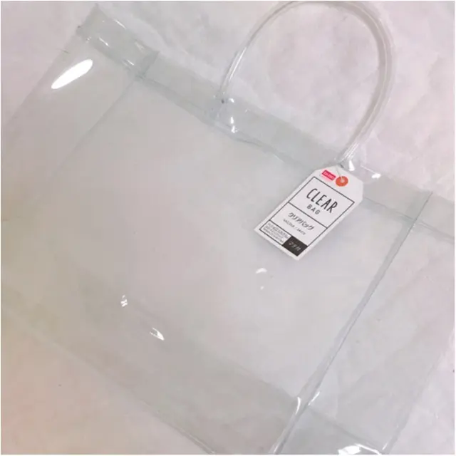 まだまだ使える!トレンドの《PVCバッグ》を今からゲットするならダイソーで♡_2