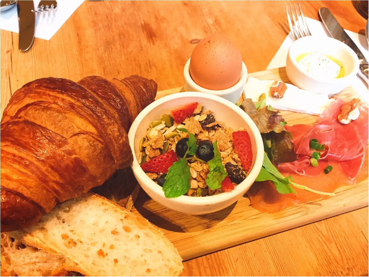 東京の美味しいパン屋巡り 休日のブランチは Le Pain Quotidien ル パン コティディアン で Moreインフルエンサーズブログ Daily More