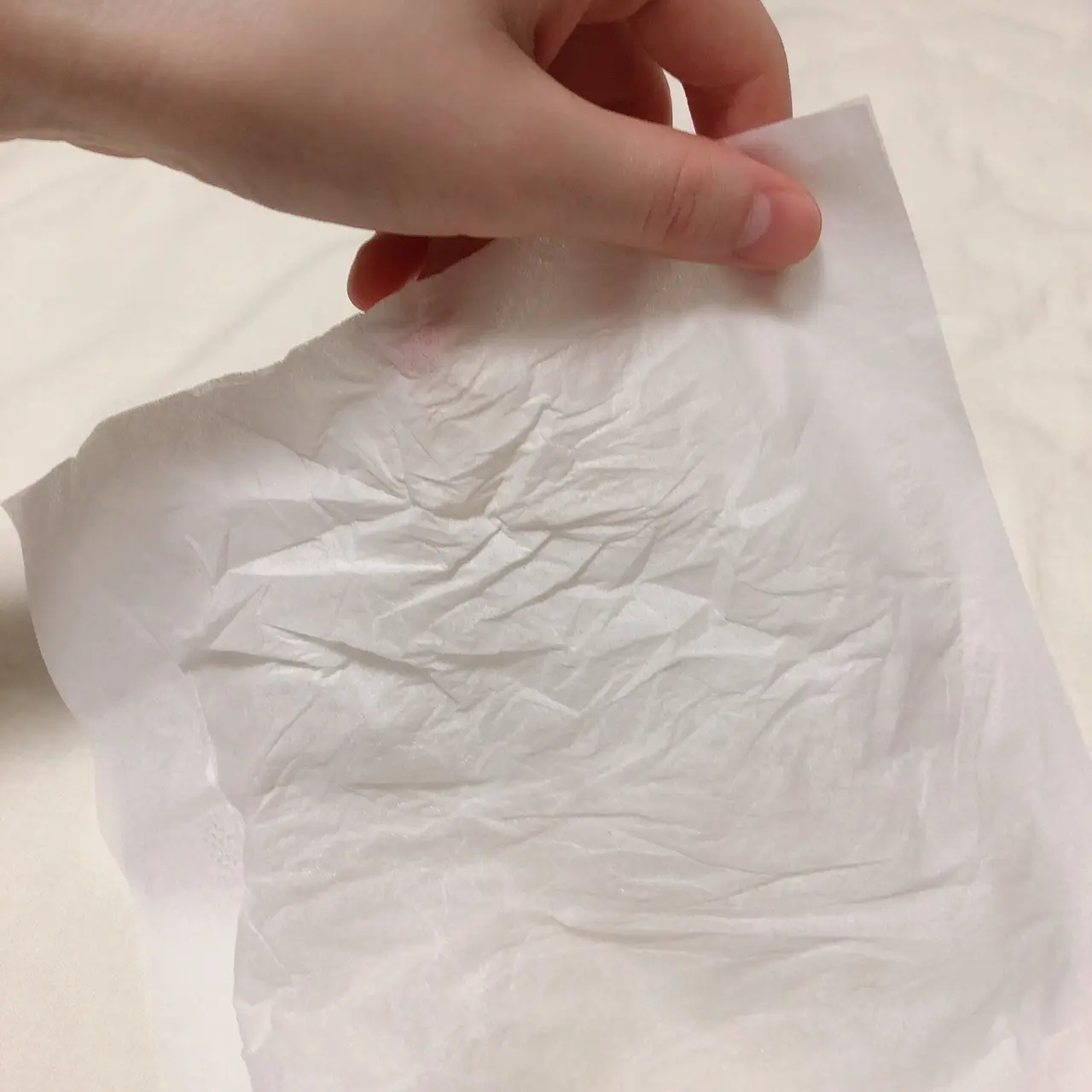 ティッシュオフ後のティッシュ