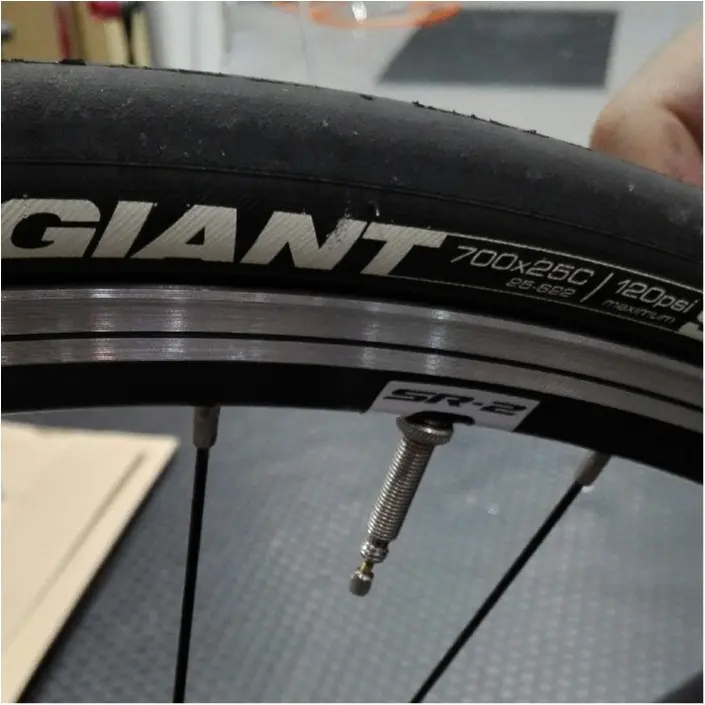 走行感もこんなに違うんだ!ロードバイクの空気の入れ方、教わりました #ツール・ド・東北【#モアチャレ あかね】_2