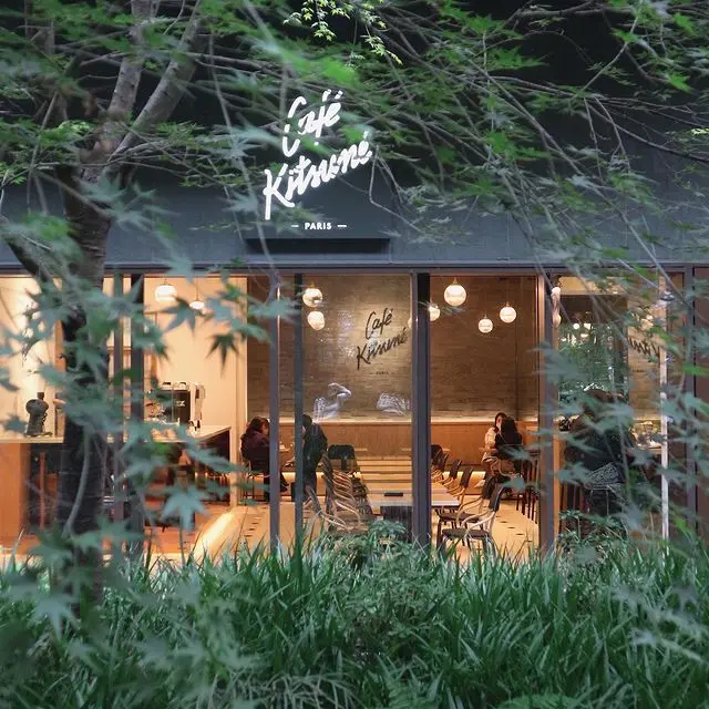 京都・烏丸御池のおしゃれカフェ『Café Kitsuné』
