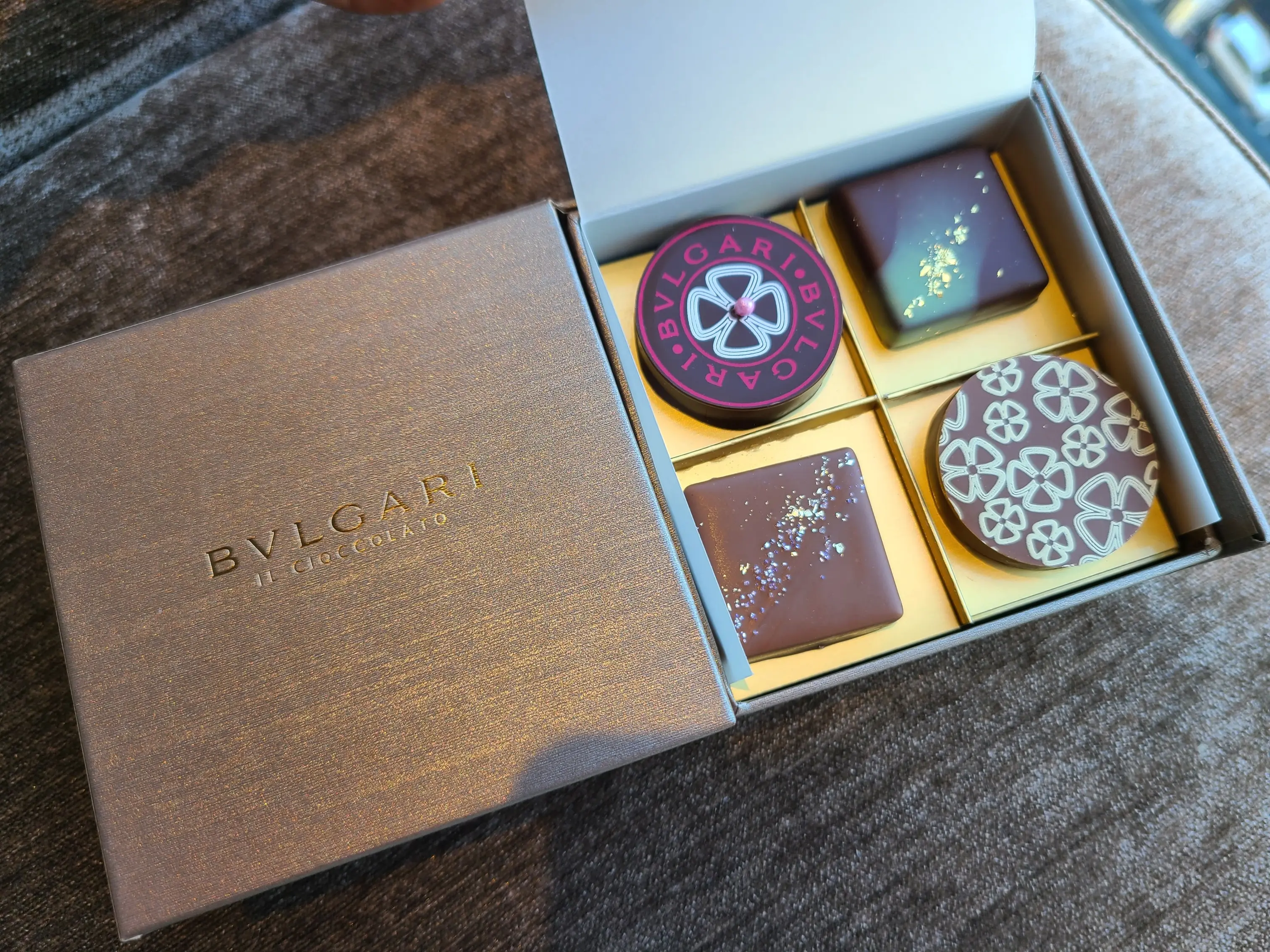 【BVLGARI】特別感溢れるジュエリーのようなチョコレート_2