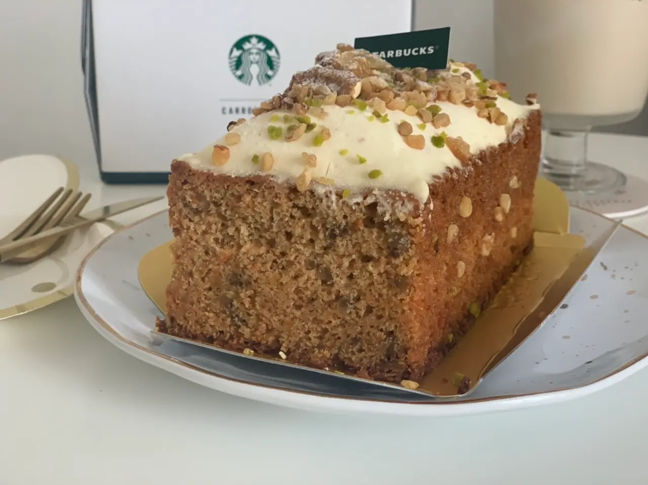 【スタバ】数量限定!オンラインショップ初のケーキは“コーヒーの豆かす”を活用したキャロットケーキ_4