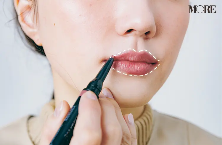 長井かおりさん発・『オンリーミネラル』のチーク&『SHISEIDO』のリップで作る小顔メイクのやり方!【小顔メイク④】_5