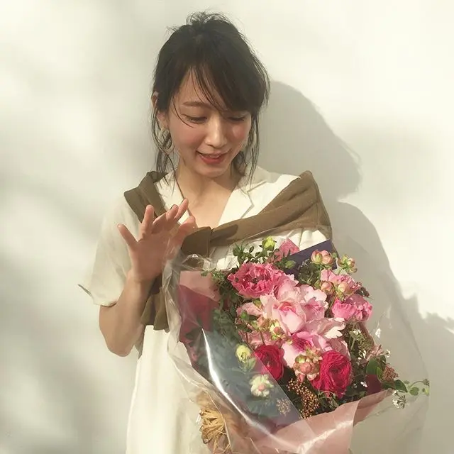 MORE6月号のカバーガール、吉岡里帆さんのオフショット♡_3