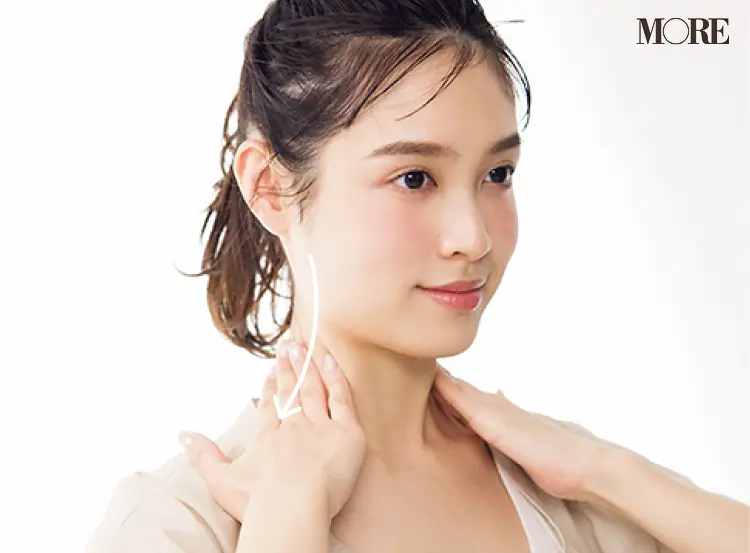 美白ケアコスメの格上げ塗り方1