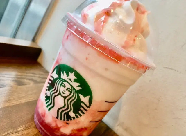 【スタバ】第3のいちごフラペチーノが飲めるのもそろそろ…!?_3