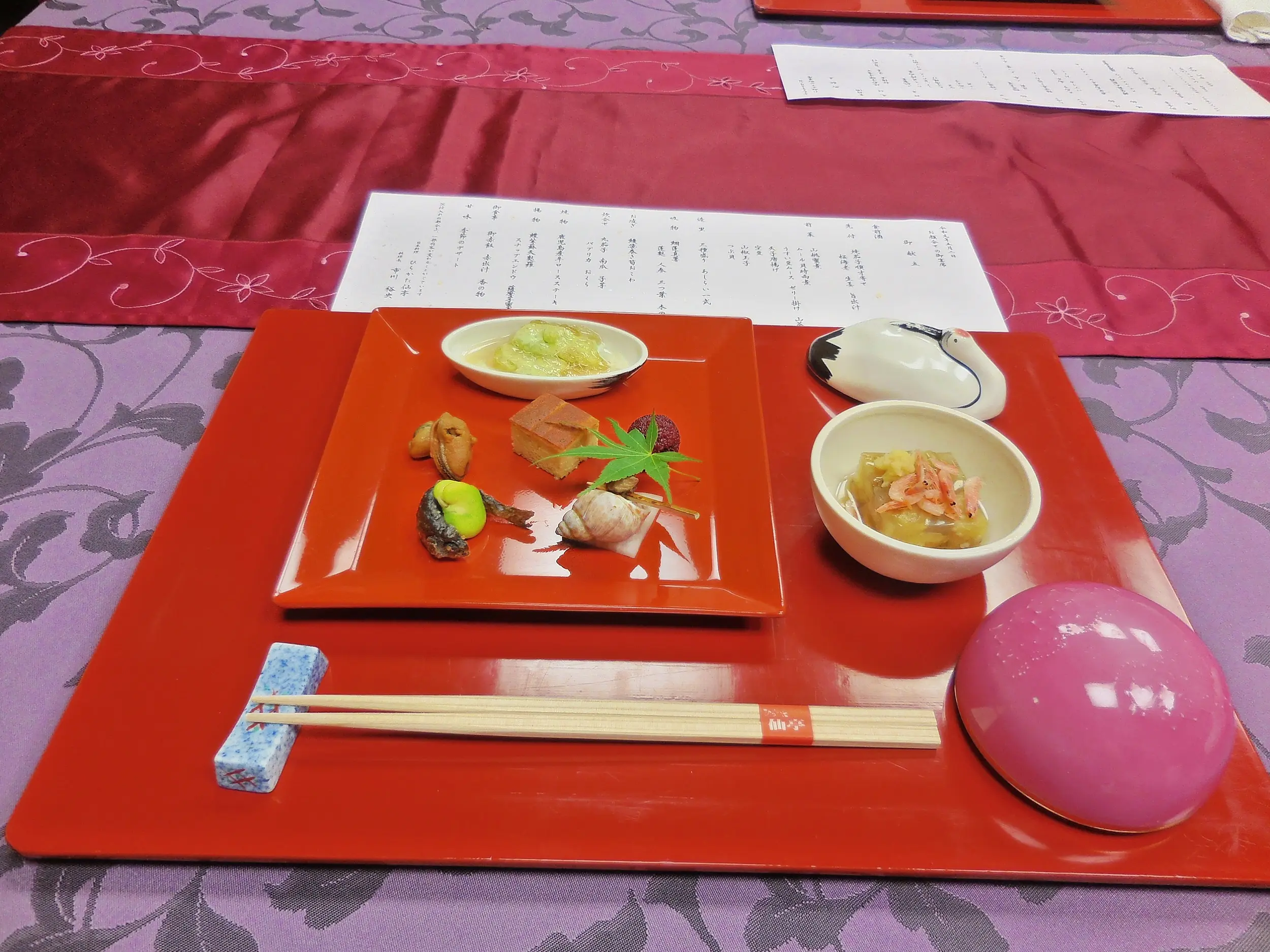 料亭の食事~テーブルコーディネートの参考になる~_1