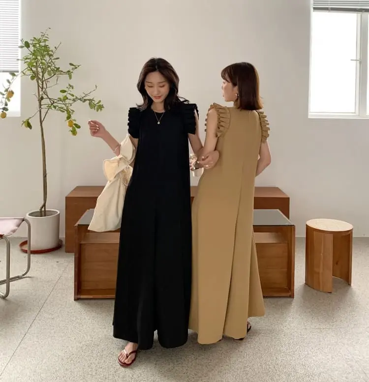 LUXE ショルダーフリルロンパース