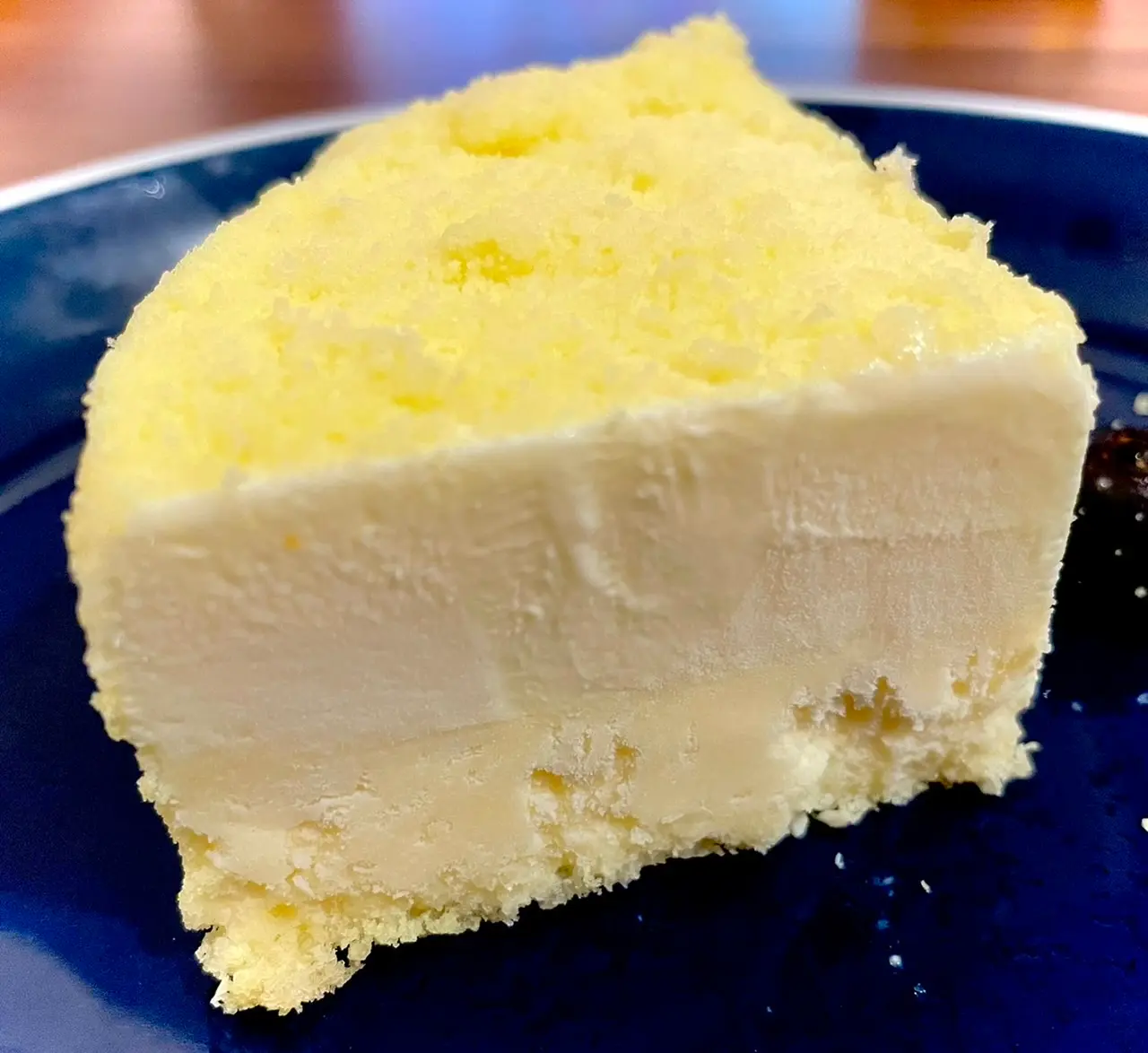 驚くほど滑らかさ。ふわっと溶ける2層チーズケーキ_3