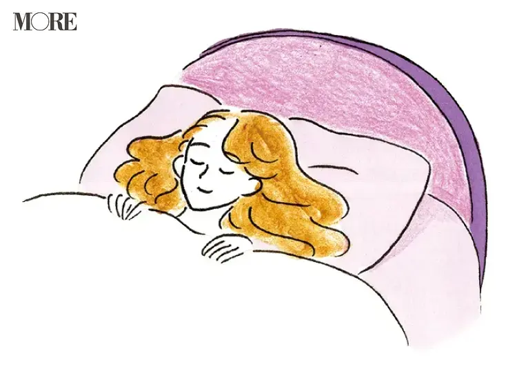ベッドで眠る女性のイラスト