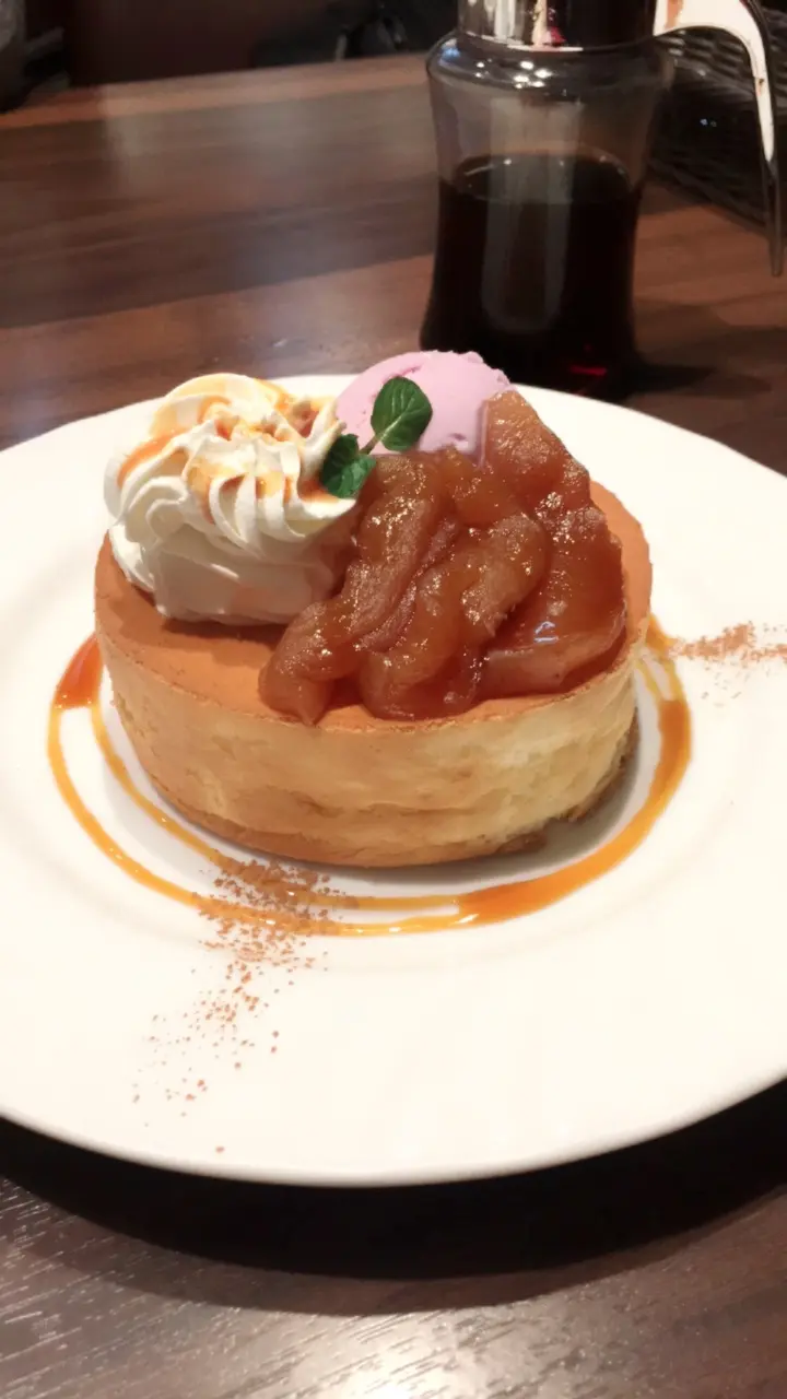 もうすぐ終了!期間限定【星乃珈琲店】キャラメルりんごのスフレパンケーキ♡_3