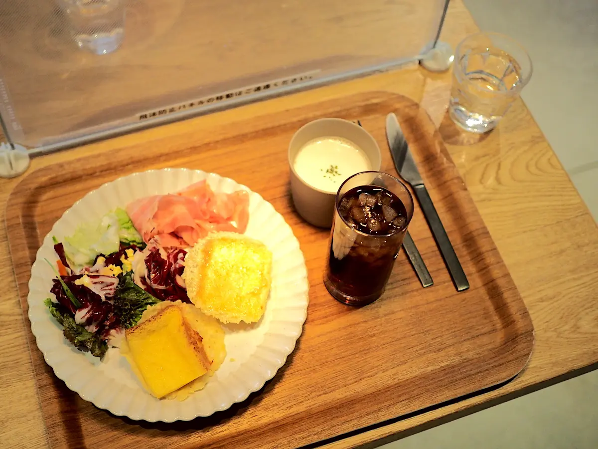 BEB5軽井沢名物の朝食羽付フレンチトースト