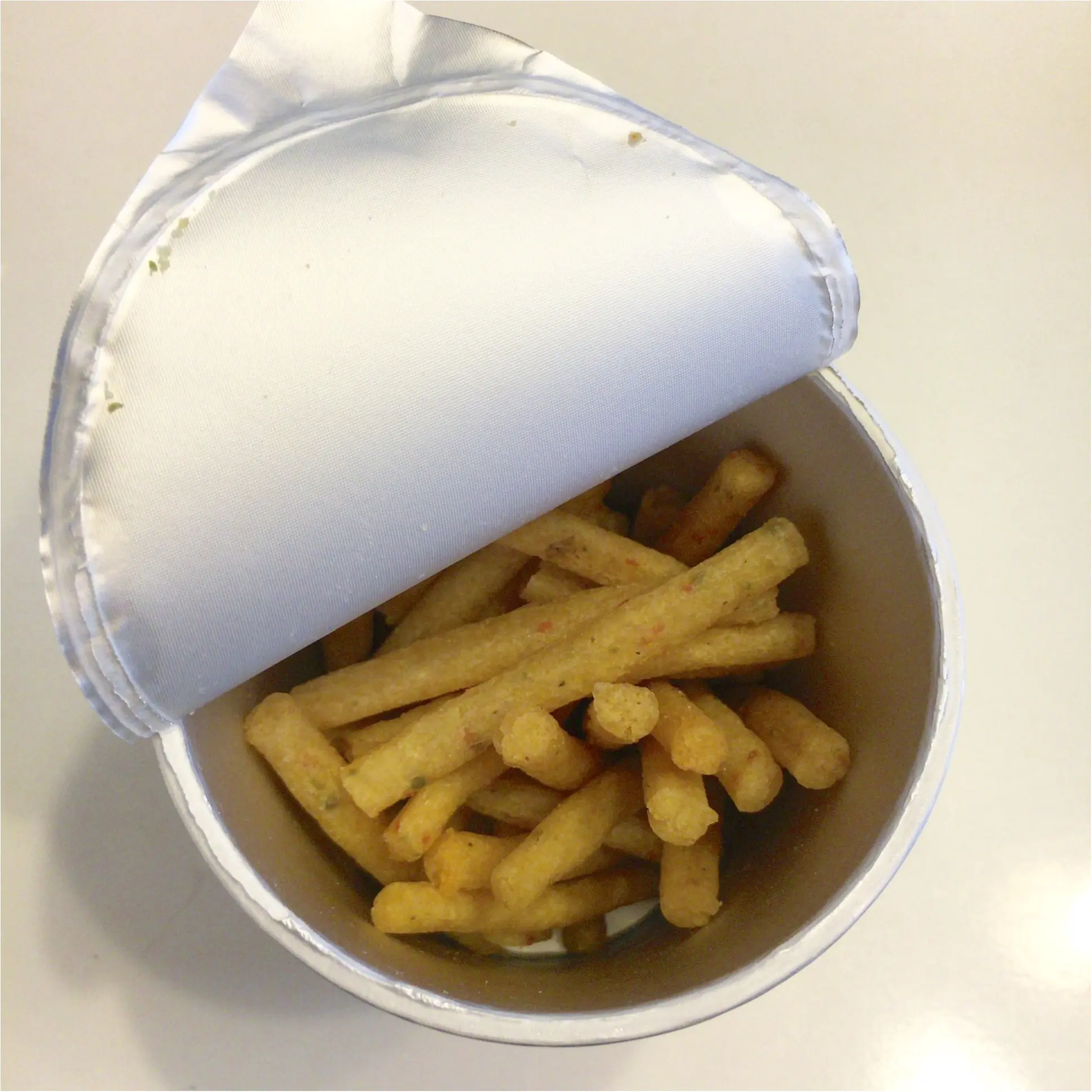 【復活】じゃがりこアスパラベーコン味!愛好家は走ってコンビニへGO!!_2