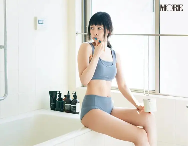 松本愛がまとう『ビジュリィ』のランジェリー