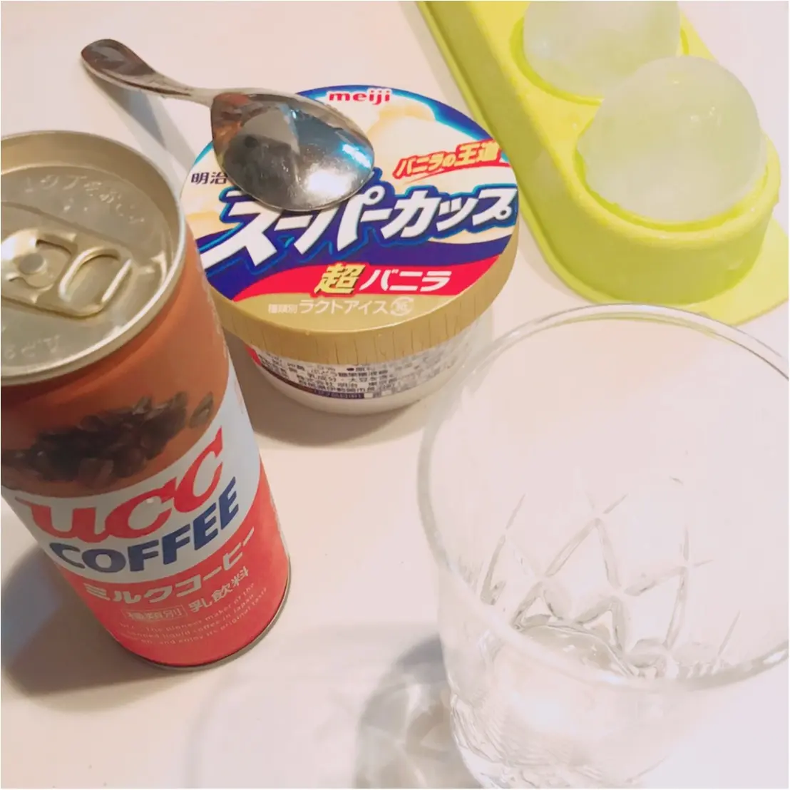 1分de簡単 #おうちカフェ部♡材料2つでできる絶品コーヒーフロートの作り方_2