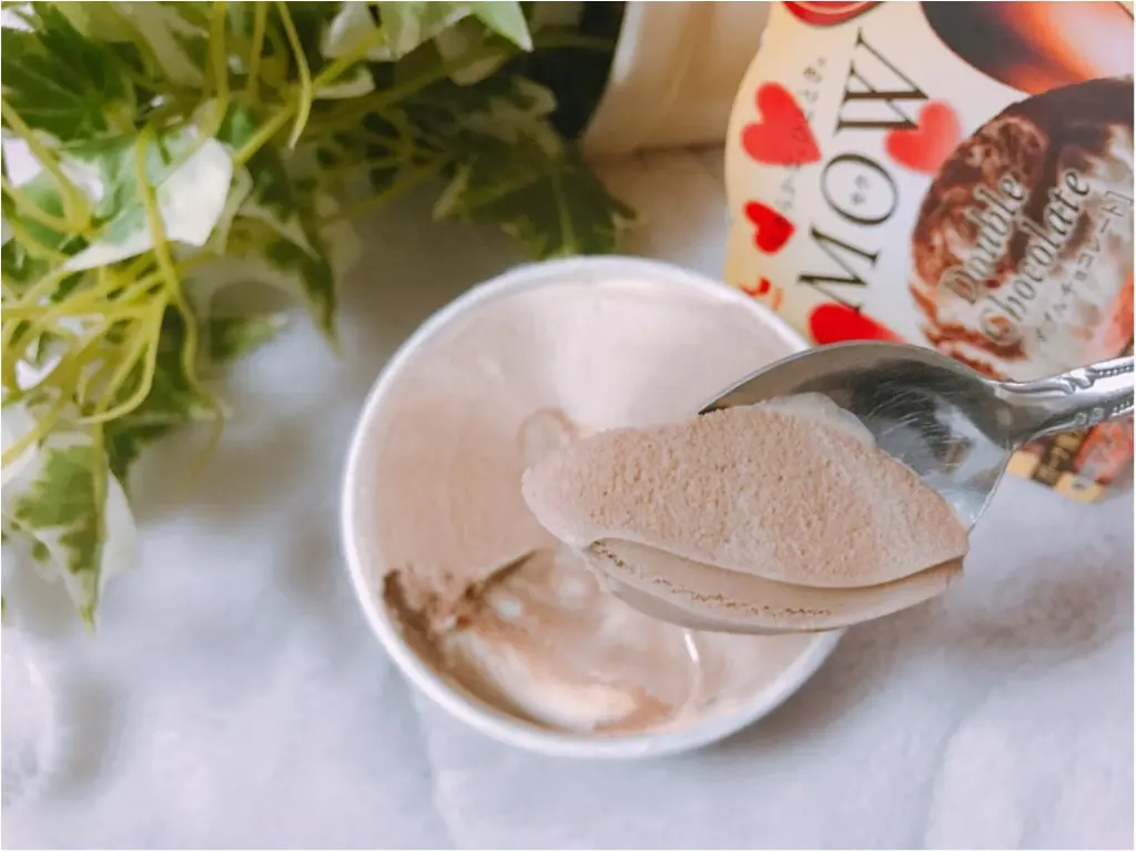【コンビニアイス】数量限定!バレンタインパッケージが可愛い❤︎《MOW(モウ)》からダブルチョコレートが新登場★_5