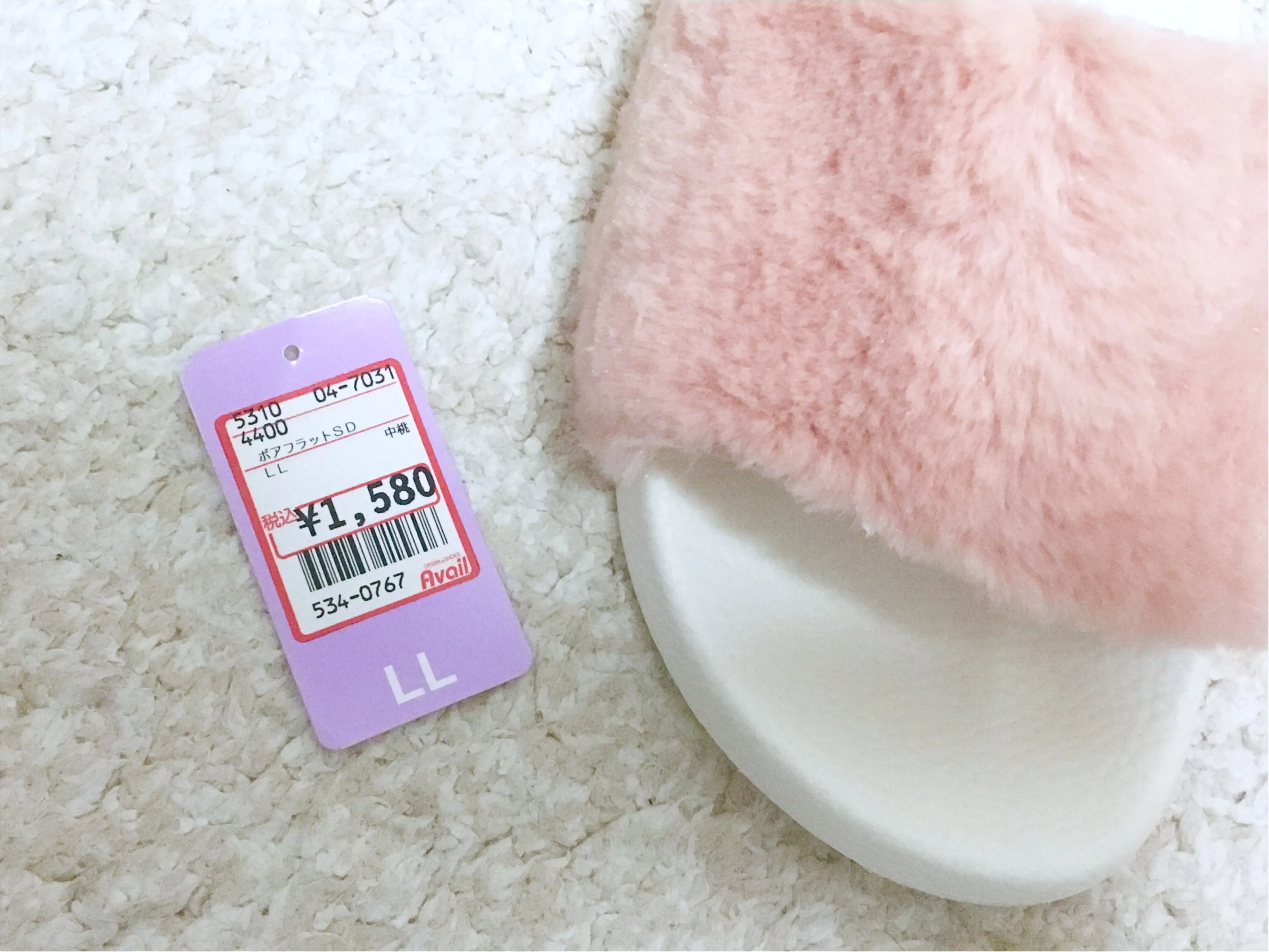 【しまむら】今年もトレンド間違いなし!ふわふわ可愛い《プチプラ ファーサンダル》が飛び売れ中って噂❤️_4