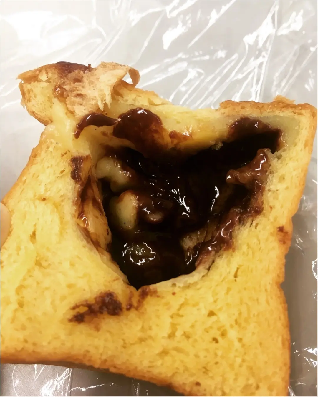 上野の新名物!? コアラのマーチくんパン★_4
