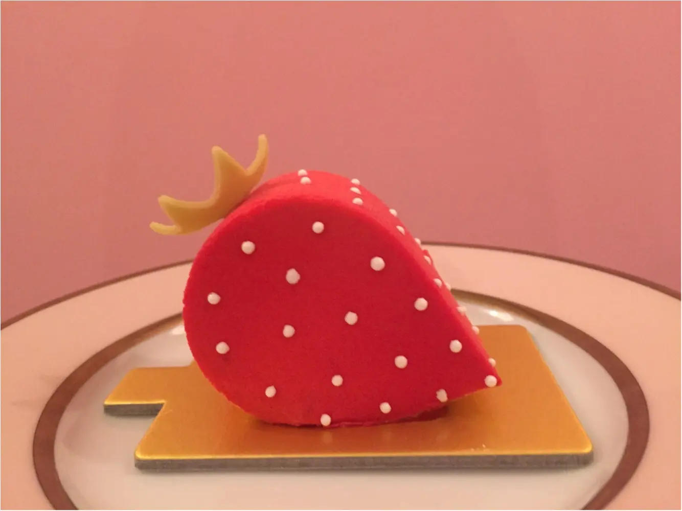 【FOOD】ほんとうは教えたくない!! 銀座LADURÉEの最強かわいいピンクの小部屋♡_1