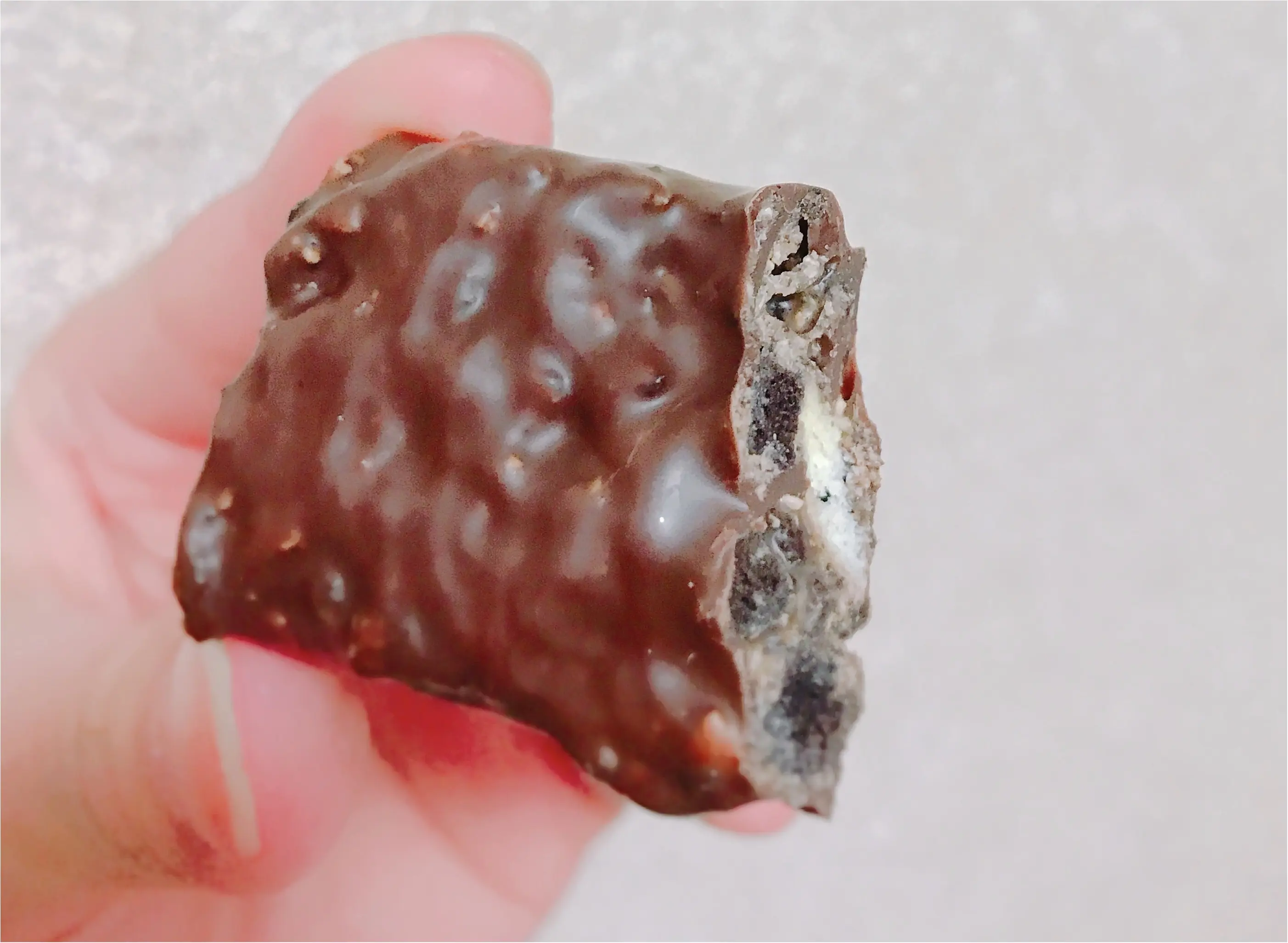 《セブンイレブン限定‼︎》大人気のブラックサンダーゴールドシリーズから初の姉妹品が発売中♪_2