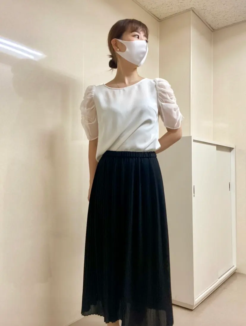 【オフィスコーデ】モノクロをUNIQLOでつくる4日間_4