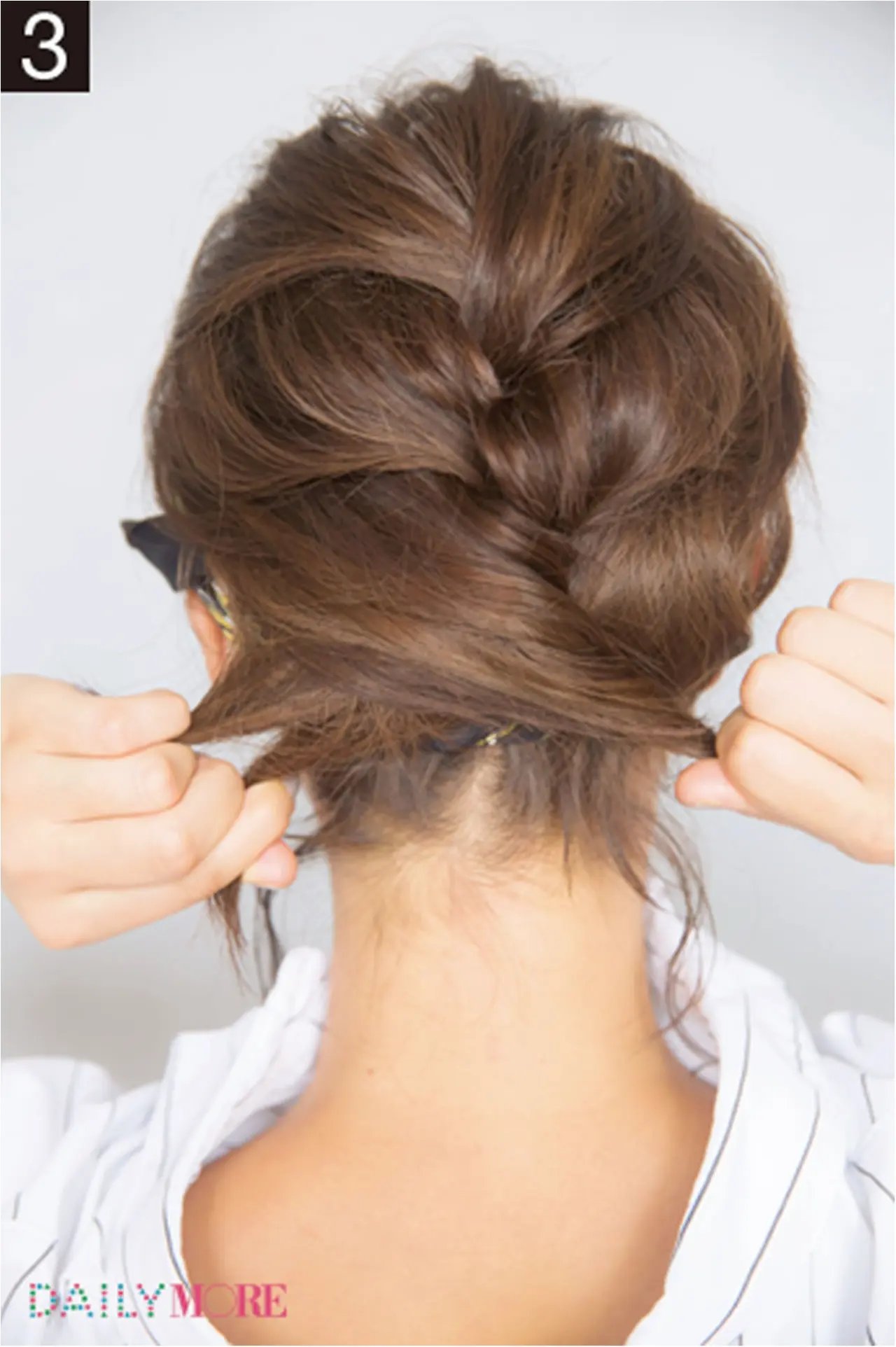 おまとめスカーフなら、簡単に今っぽヘアに! モアビューティズ菊地晴美ちゃん直伝「隠れ家カフェでおしゃべり日にGOOD」な神ヘアアレンジ_6