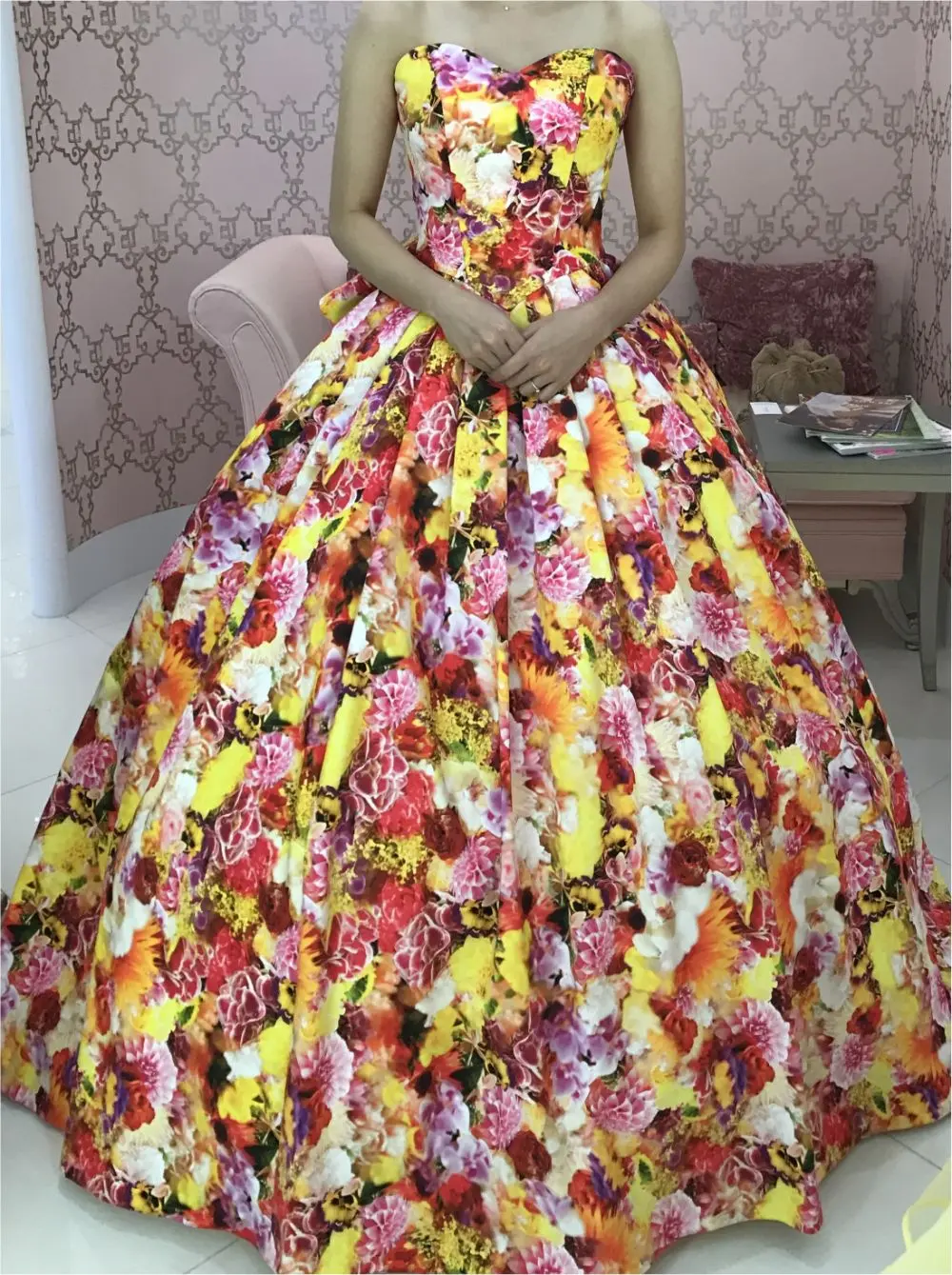 卒花さんに聞く【ドレス特集】- 結婚式・二次会におすすめ! プレ花嫁さんに人気のおしゃれなウェディングドレスは?_35