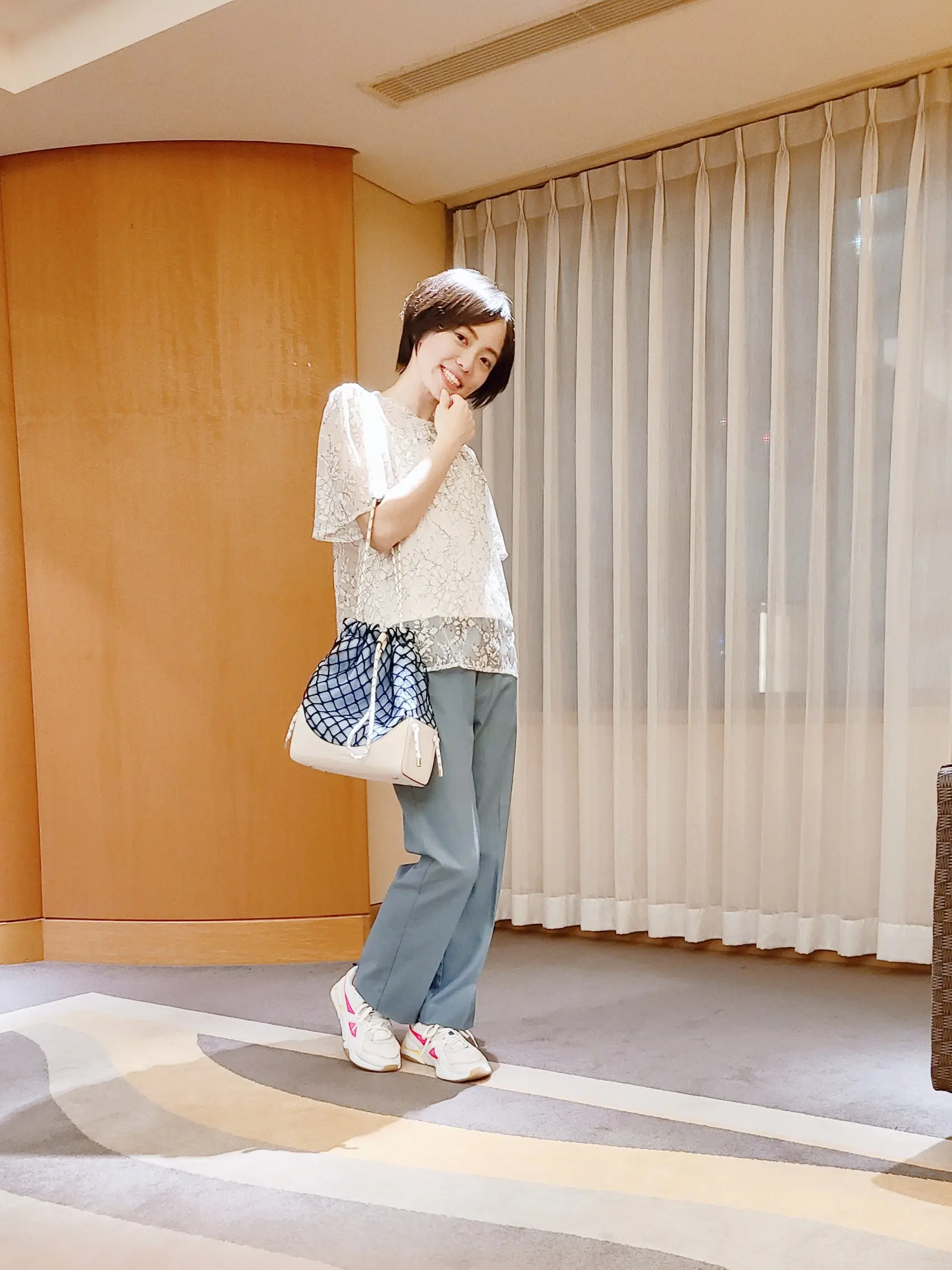 甘めが苦手☆まぐのデート服《じめじめ梅雨もブルーで爽やかに》個性的なバッグも紹介!_1