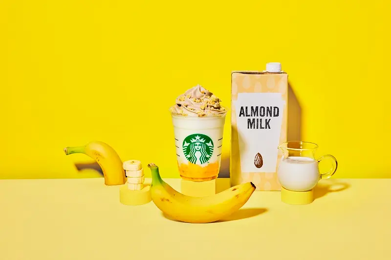 【スタバ 新作】「バナナンアーモンドミルク フラペチーノ」