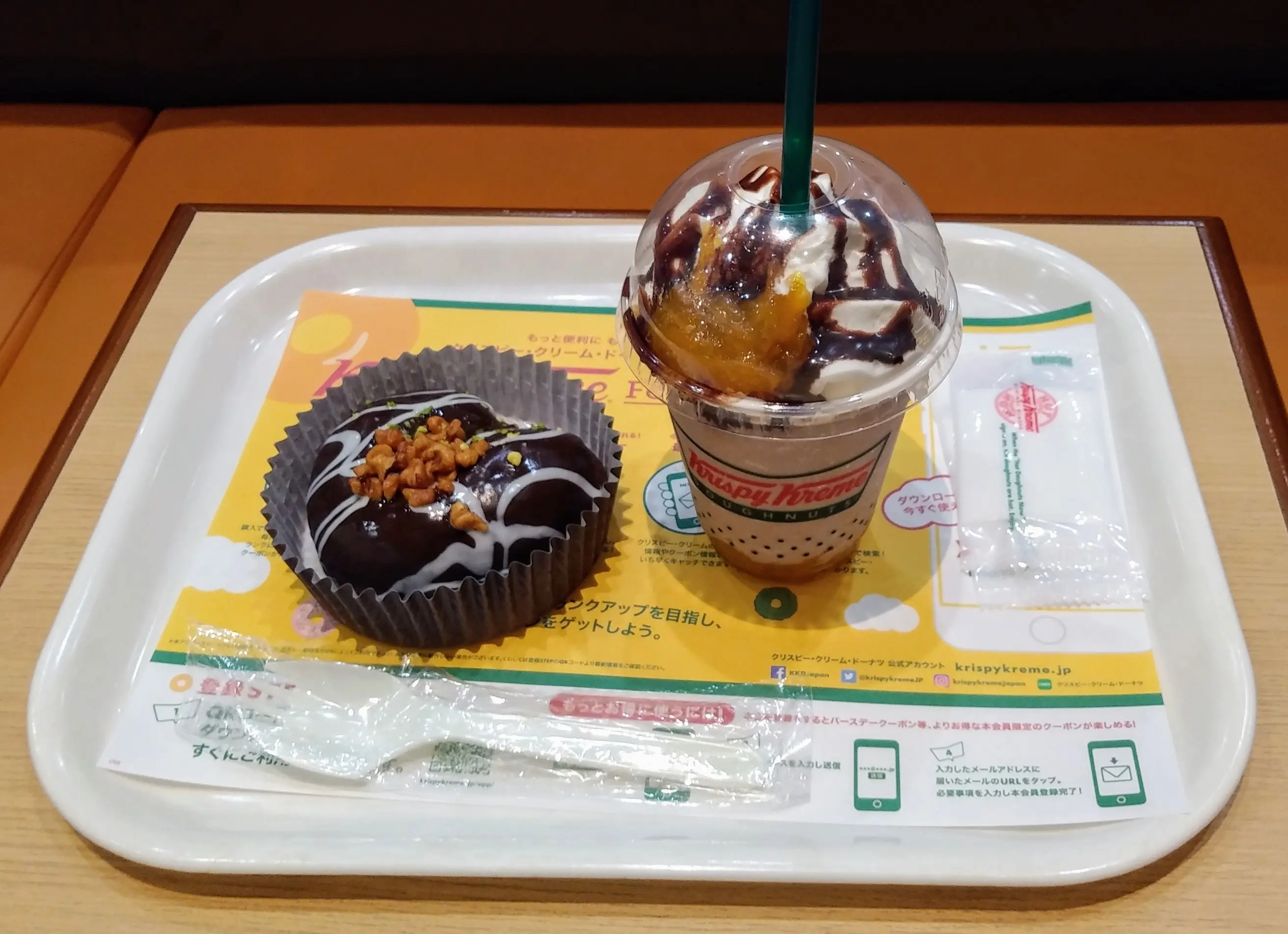 【クリスピー・クリーム・ドーナツ】フォンダンショコラみたいなドーナツ_2