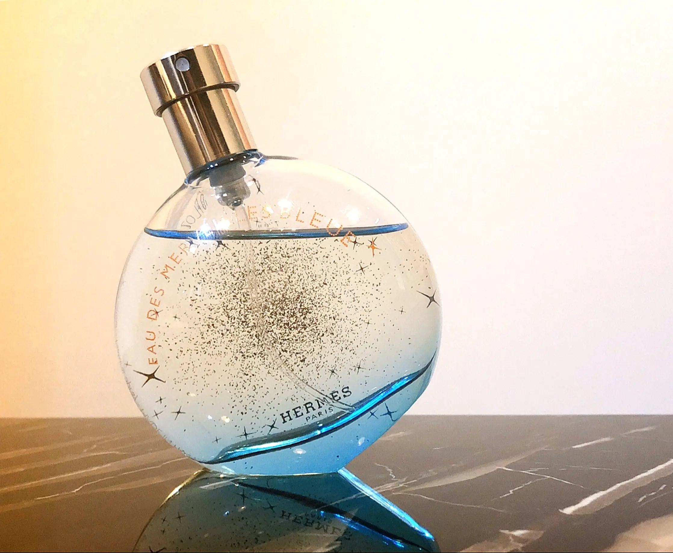 【HERMES/香水】 軽やかなオリエンタルな香りで今からの季節に◎満天の星のようなボトルがポイント✧₊*_1