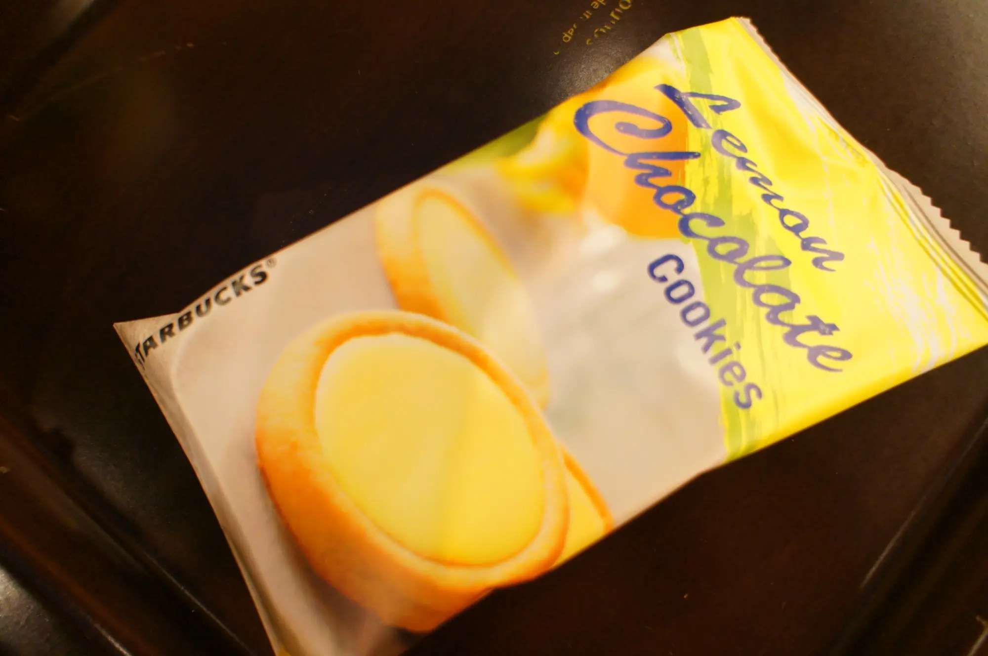 《レジ横foodに注目❤️》【スタバ】レモンチョコレートクッキーが美味しい☻!_1