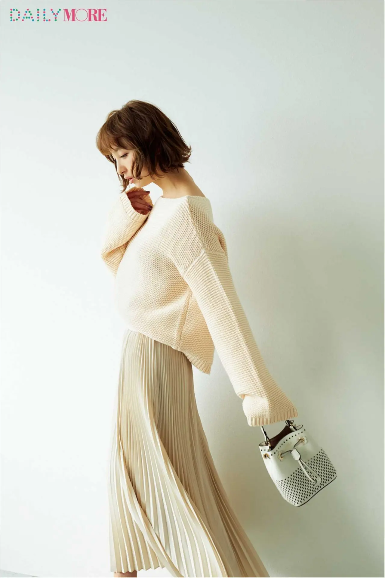 【今日のコーデ/篠田麻里子】彼をきゅんとさせたい金曜日はイノセントなベージュコーデで勝負♡_1