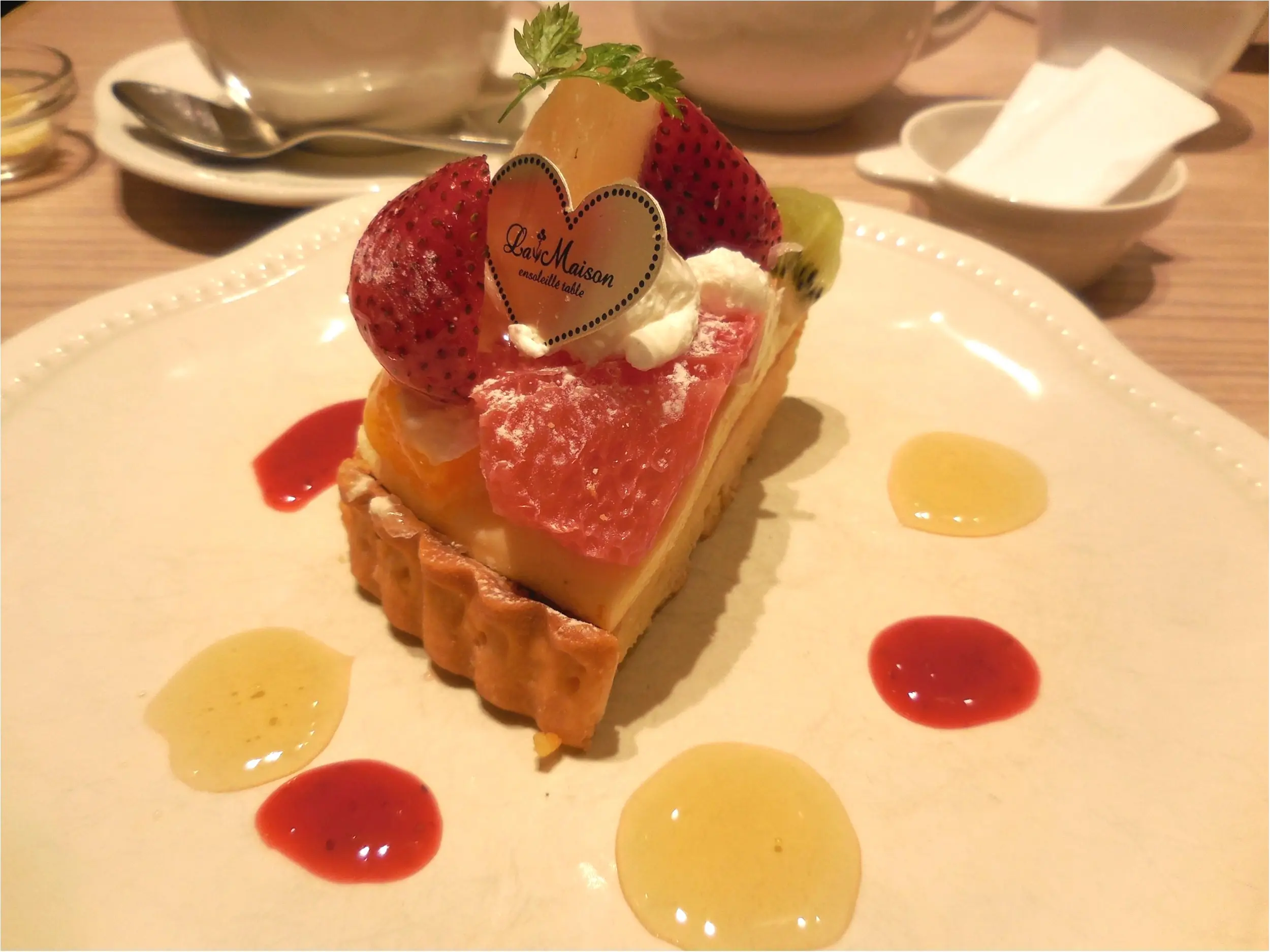 タルト カフェ 吉祥寺 カフェランチ キッシュ