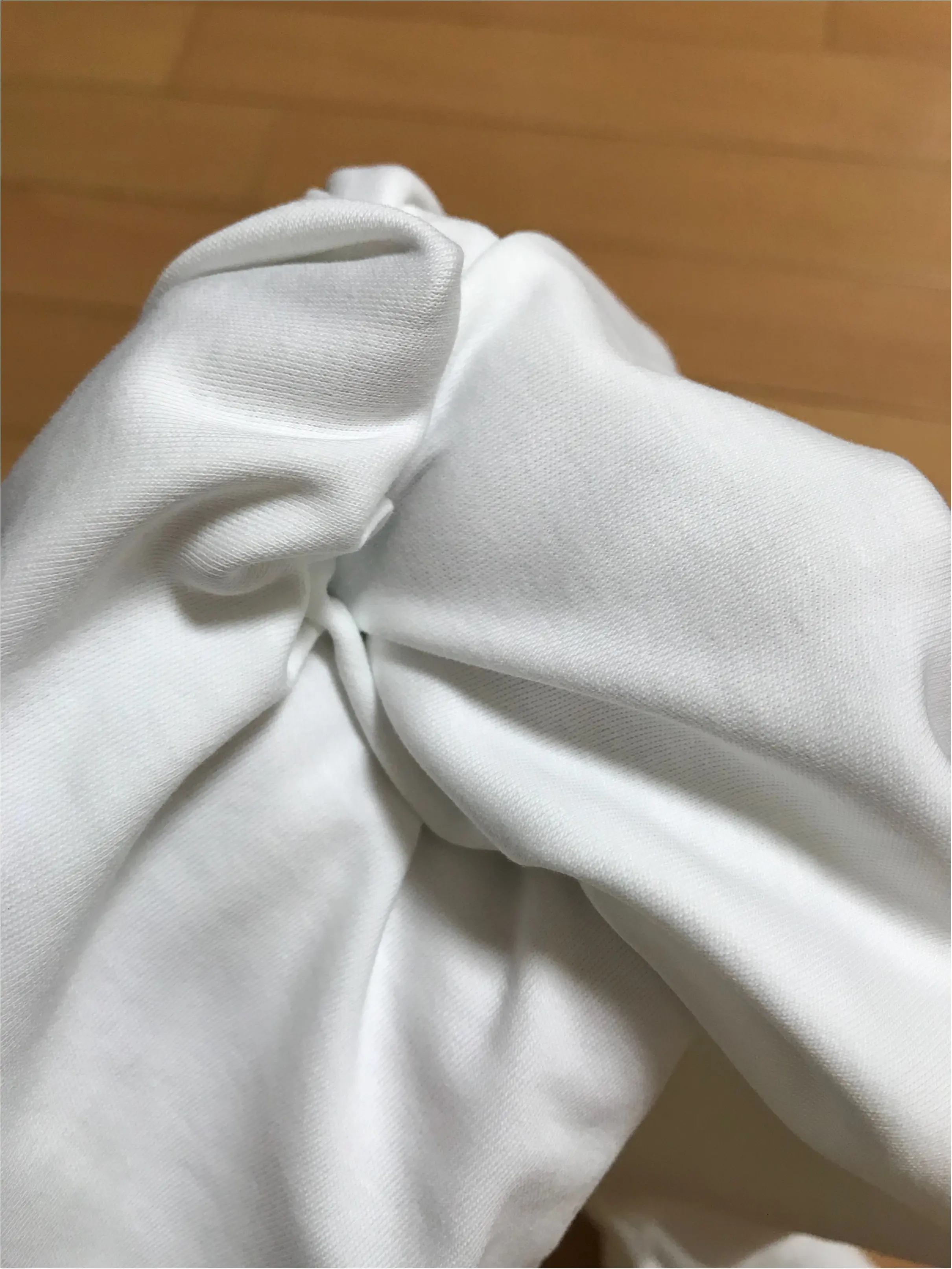 【Uniqlo U】ベーシックアイテムこそこだわりを!生地の透け感 厚み シルエットすべて検証!細見えまでしちゃう超優秀¥1000Tシャツだった♡コーデ画有✌︎_3