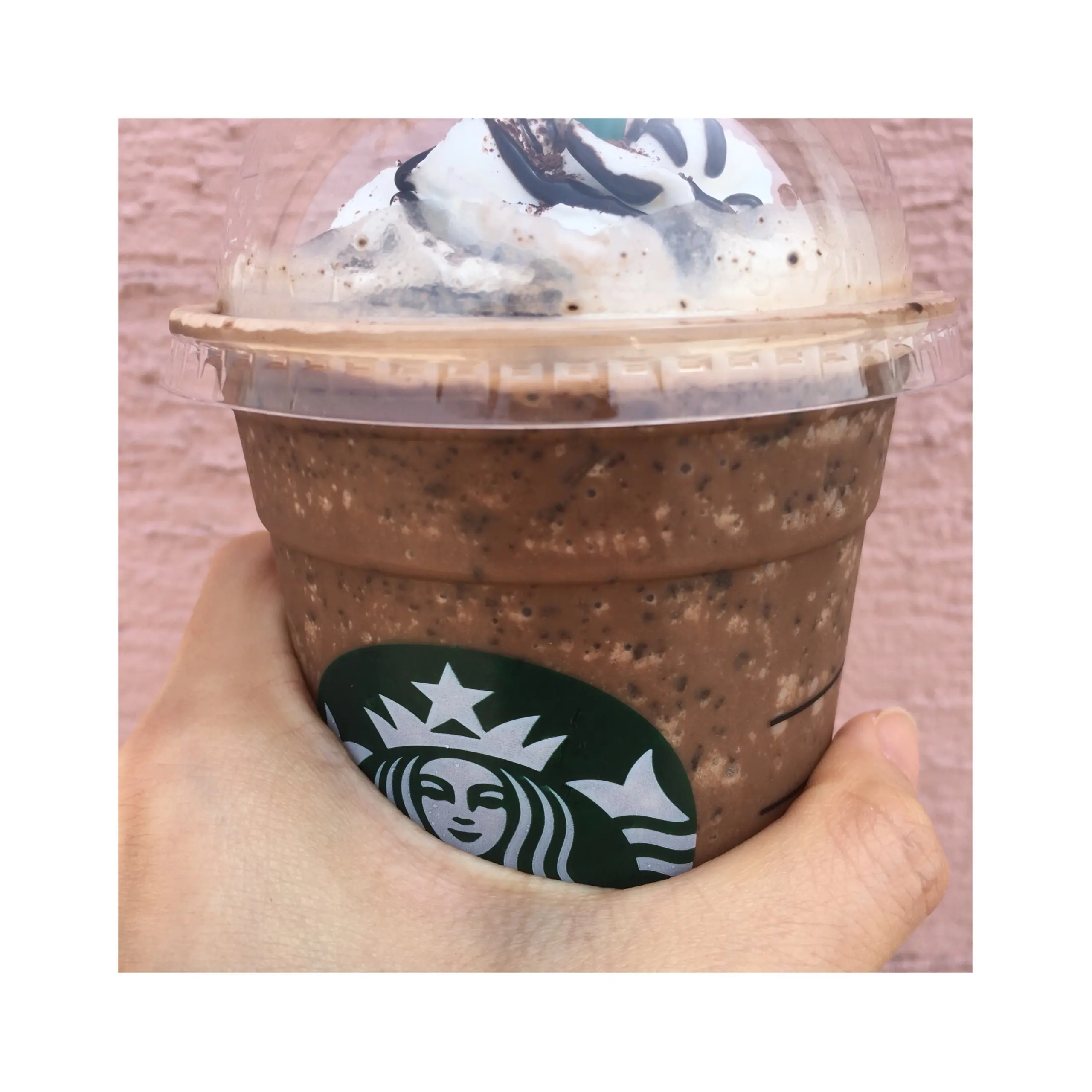 《本日5/16新登場★》【スタバ】新作フラペチーノはチョコレート尽くし?!“チョコレートベリーマッチフラペチーノ”❤️_4