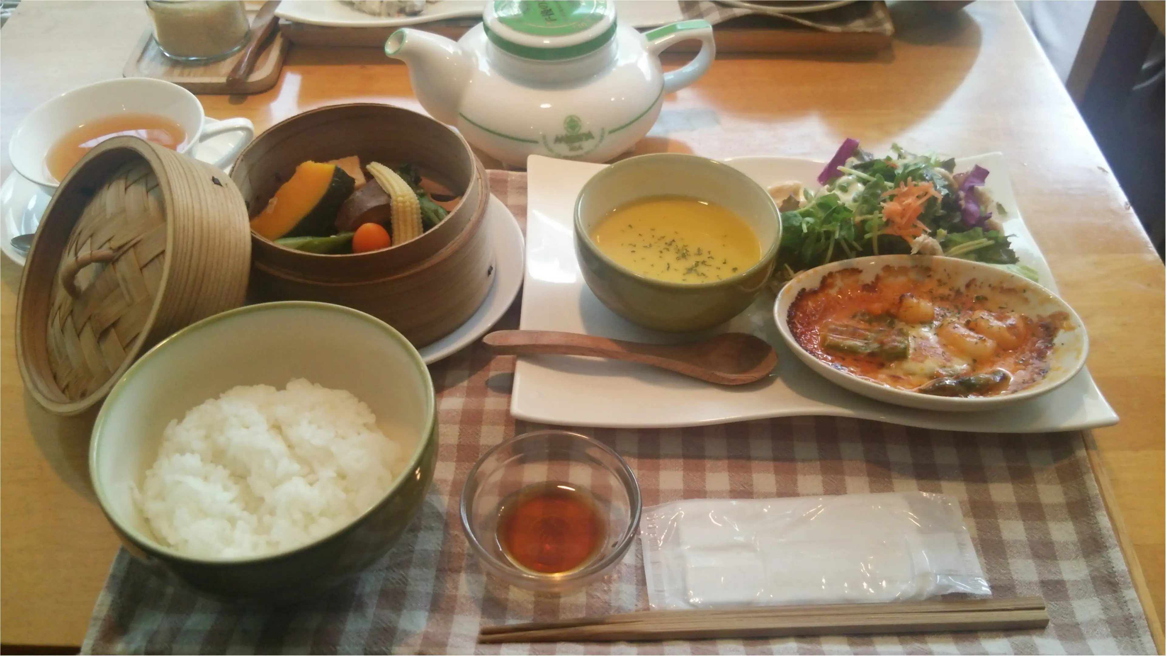 オシャレ紅茶カフェ_1