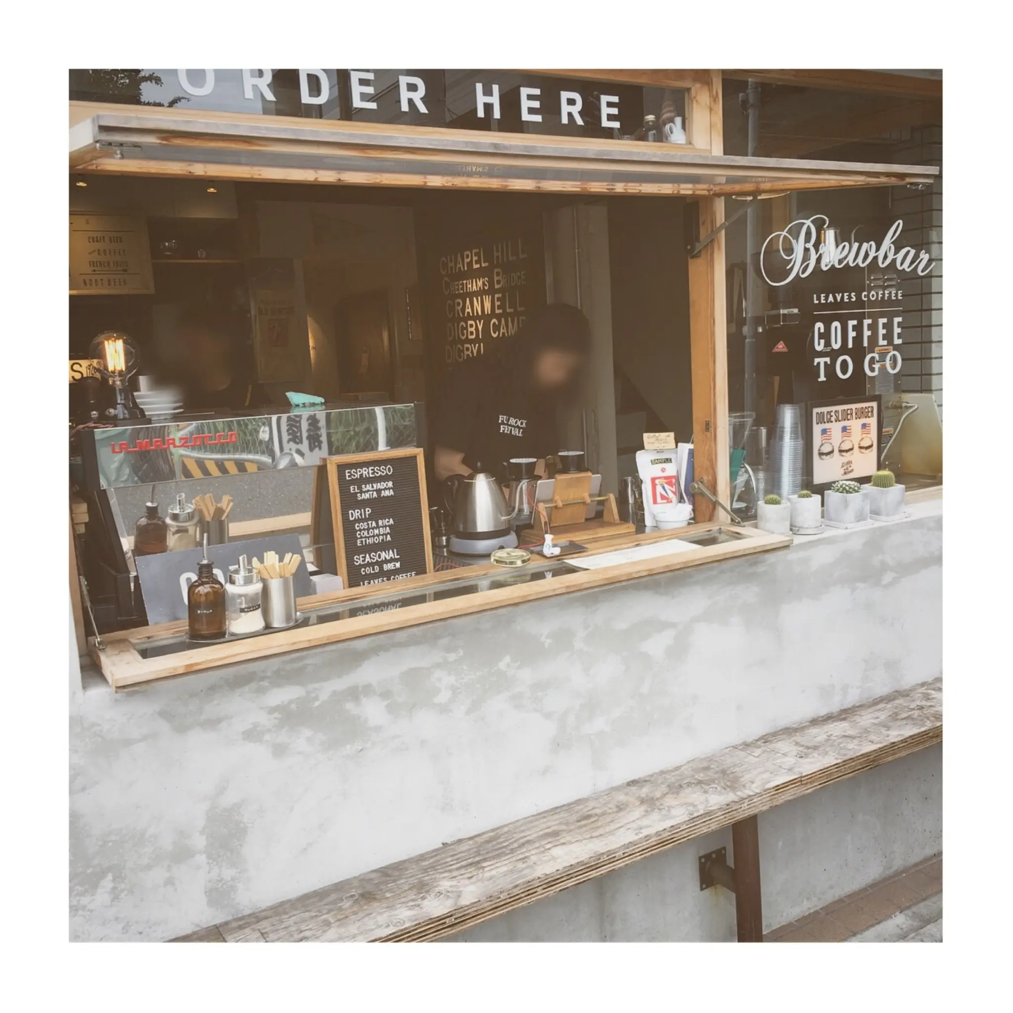 《ご当地MORE✩東京》【蔵前】で寄りたい!本格的でお洒落なコーヒースタンド“LEAVES COFFEE APARTMENT”に行ってきました✌︎❤️_3