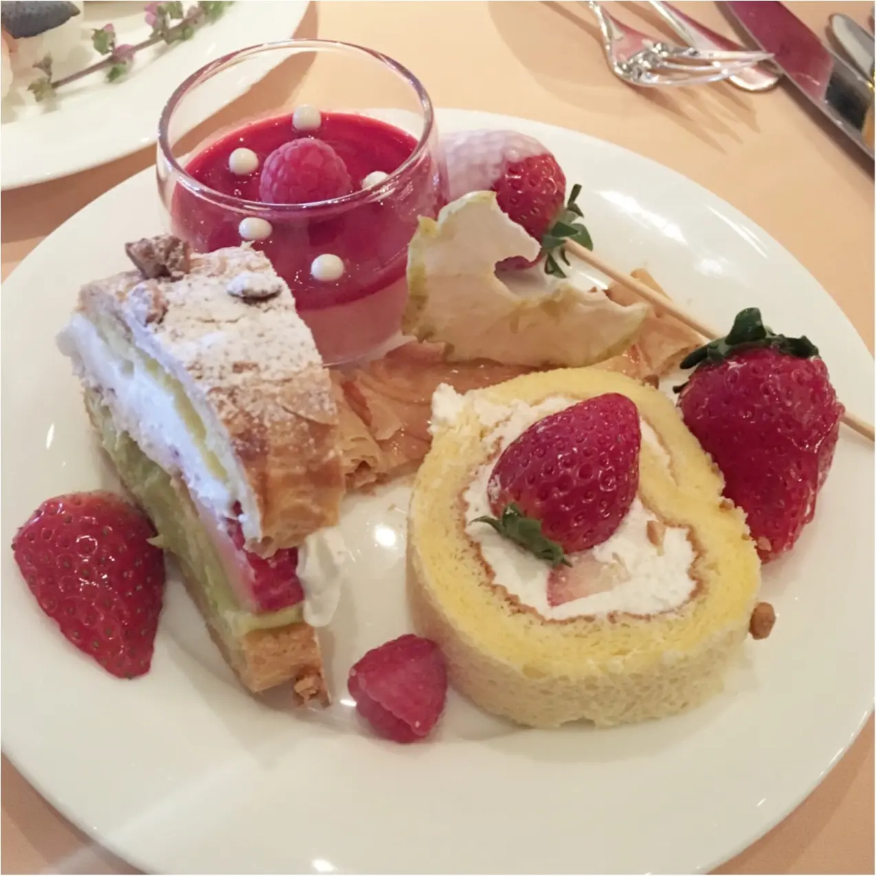 《 年に一度の大イベント! 》かわいい女子に、美味しいお料理、スペシャルゲスト!楽しいモア大女子会をレポート♡_6