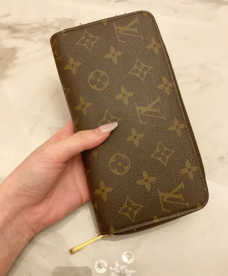【20代女子の愛用財布】LOUIS VUITTONの長財布×COACHのミニ財布を使い分け♡_2