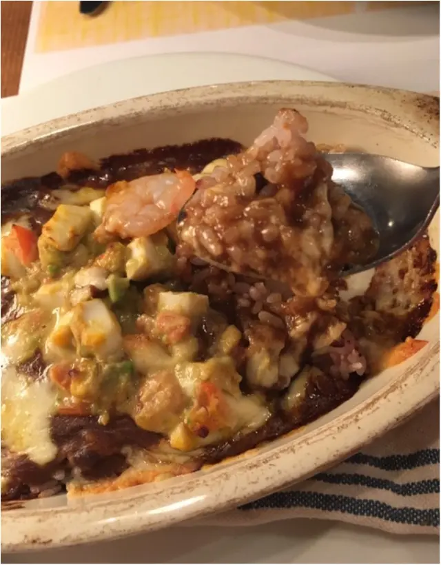 赤を着てでかけよう❤️暖炉のあるカフェであったかランチ。_9