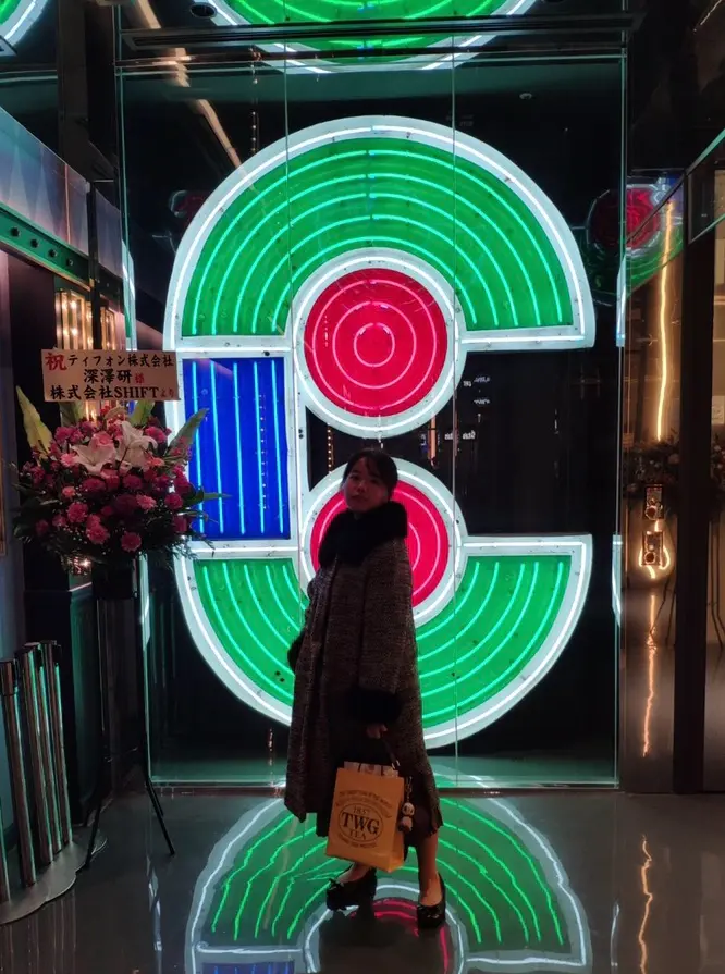 【渋谷PARCO】お花屋さん×ワインスタンド♡THE LITTLE BAR OF FLOWERSで癒しのひととき♪_2