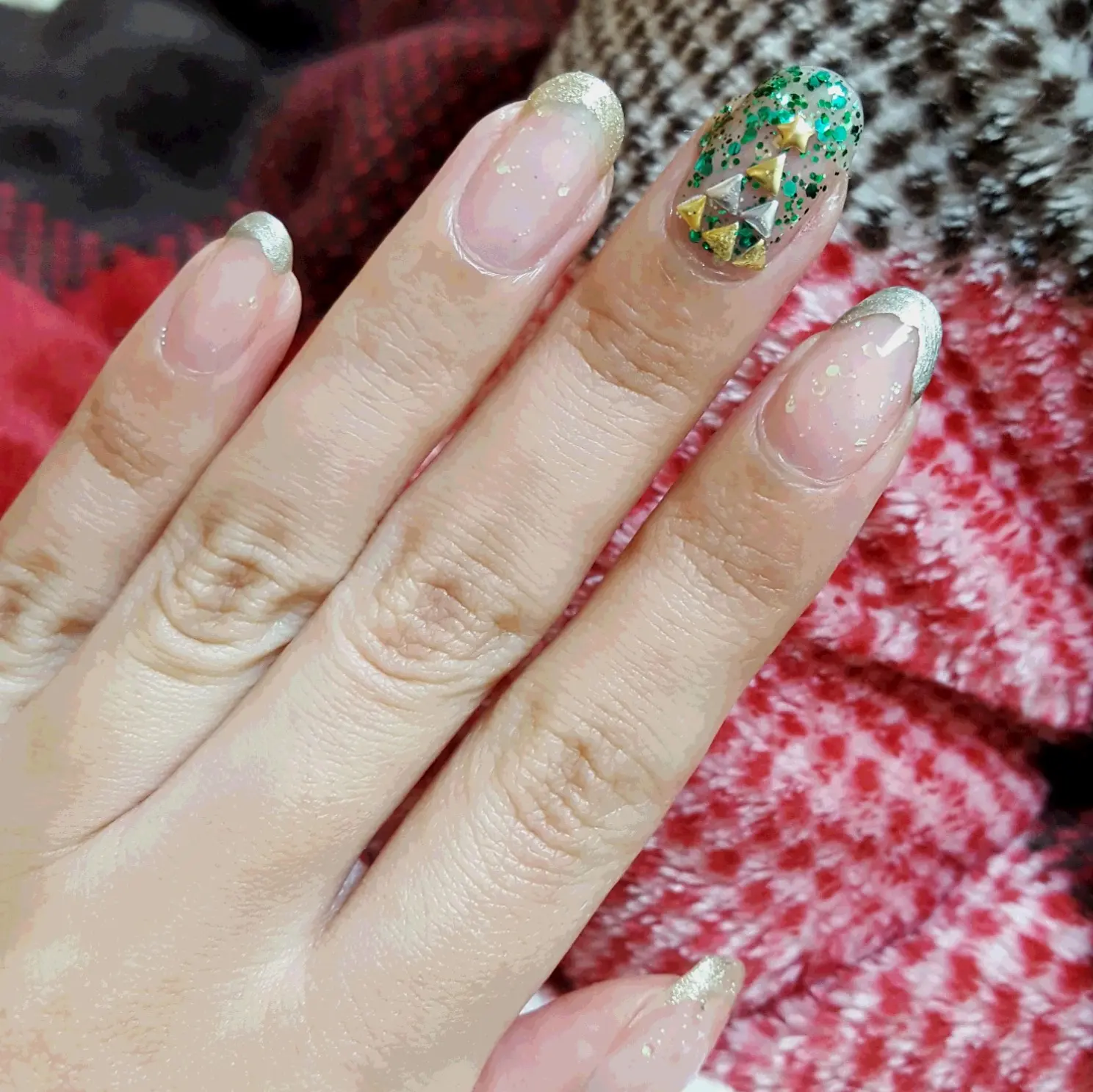 クリスマス週末3日間☆キラキラ輝くXmasイルミネーション風ネイル_4