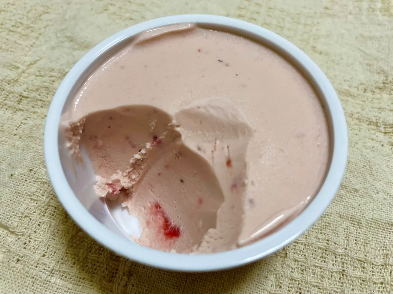 ハーゲンダッツ濃苺