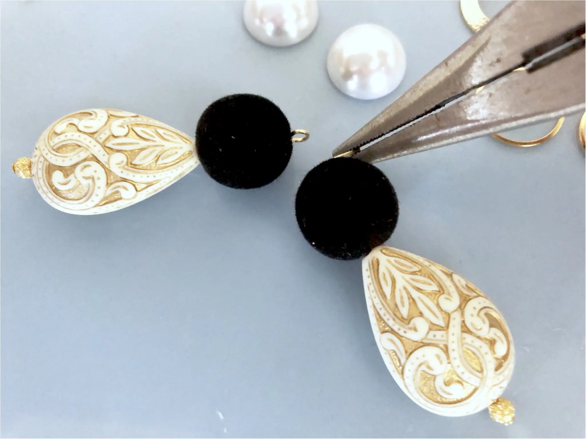 【10分でできる!簡単ハンドメイド】クリスマスにはちょっと華やかな《耳盛りアクセサリー》を❤️_5