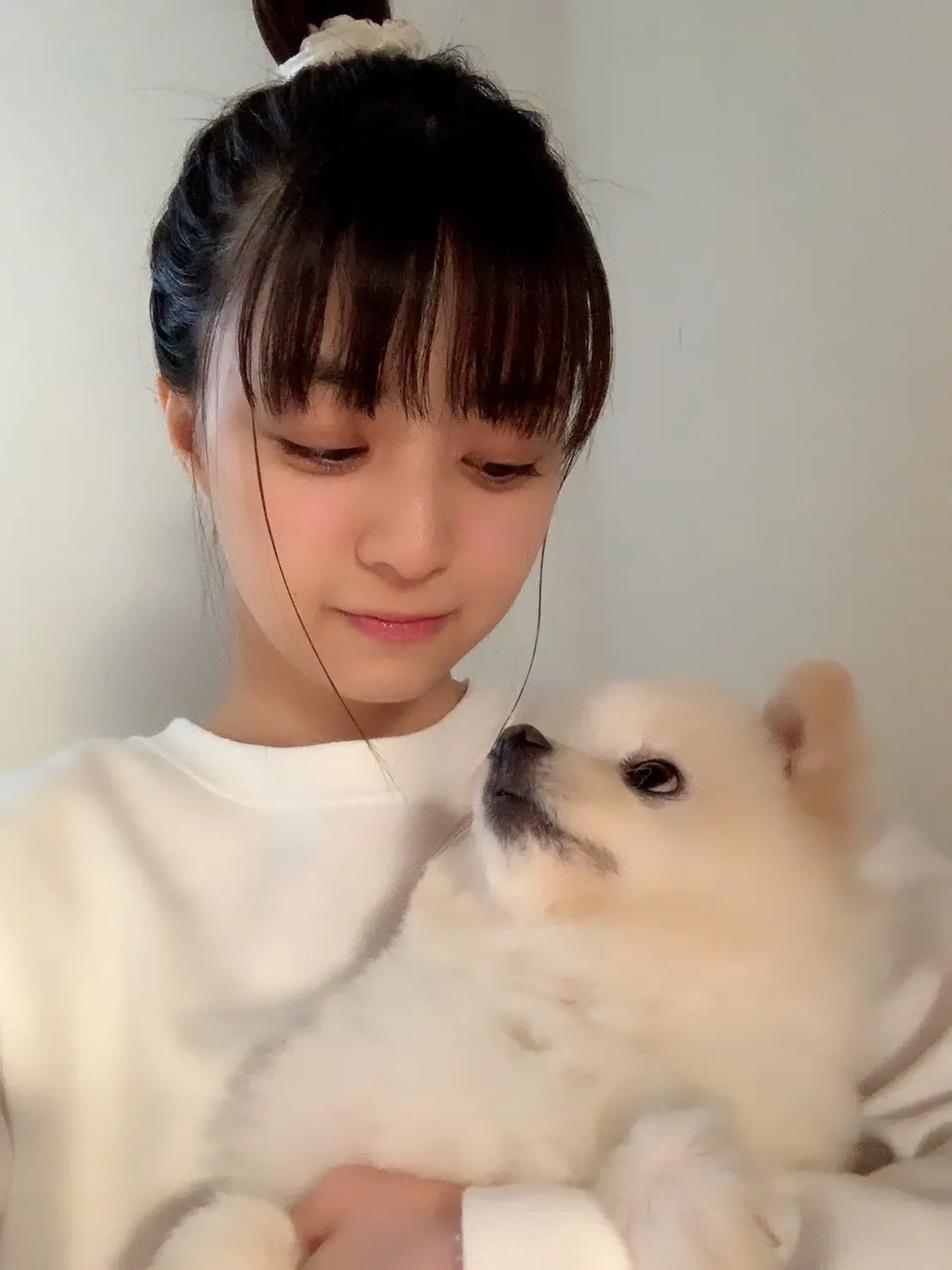 逢沢りなの「K-POPで気分をアゲる」おうち時間【STAY HOMEなあなたへ】_3