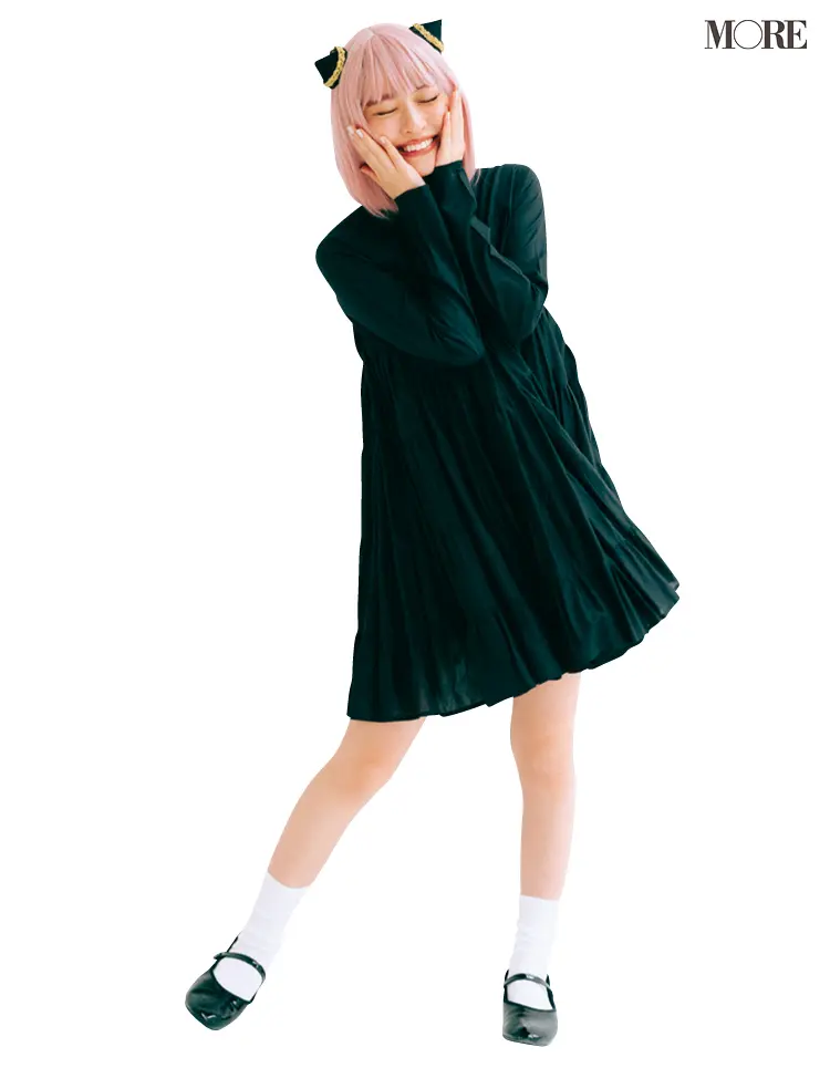 コスプレ姿で笑顔の内田理央