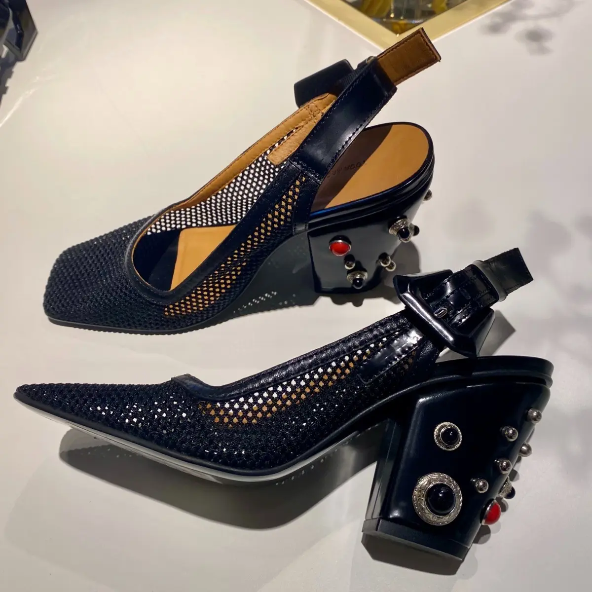 H&M TOGAコラボおすすめパンプス